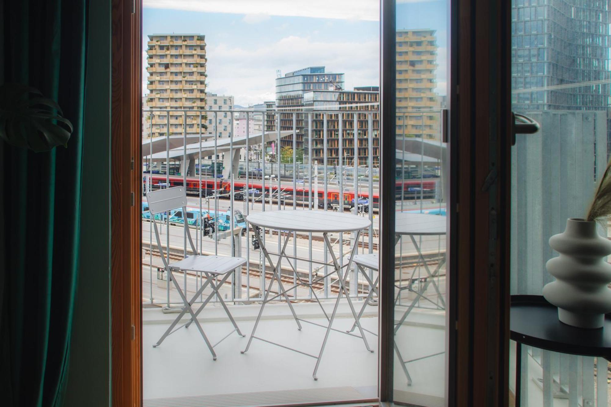 Decorous Cozy City View Suite Vienne Extérieur photo